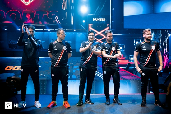 海南老城科技新城成功举办2025电竞嘉年华盛典